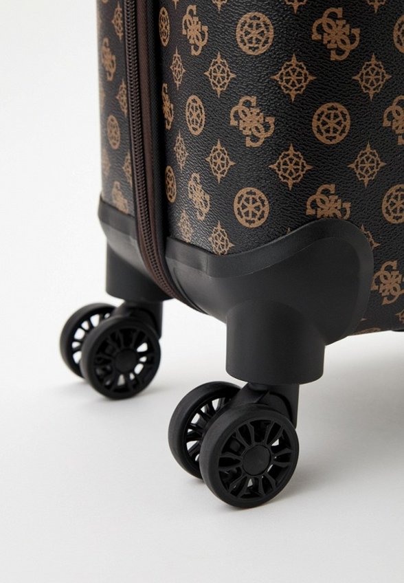 Чемодан Guess