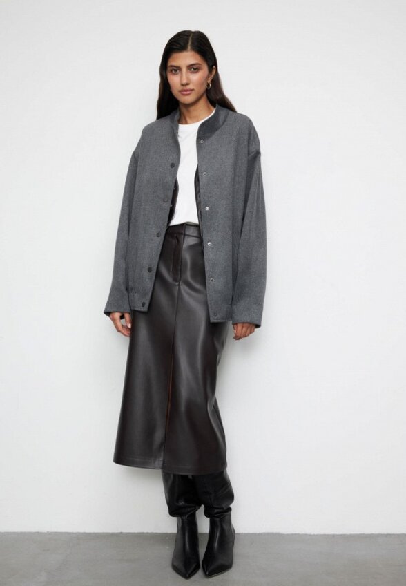 Бомбер Charmstore