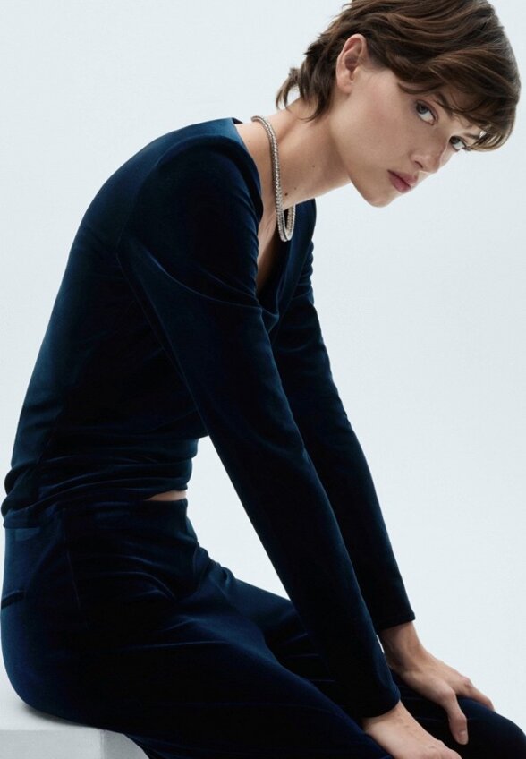 Лонгслив Mango