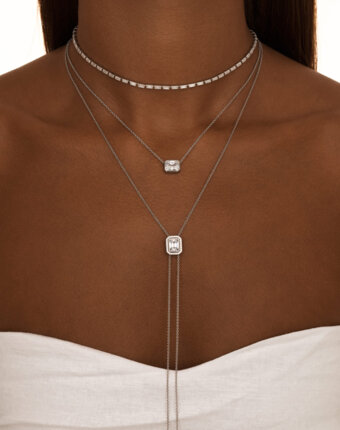 Серебряное колье-галстук ПОЛНОЧЬ с крупным фианитом в огранке Эмеральд MIE женщинам