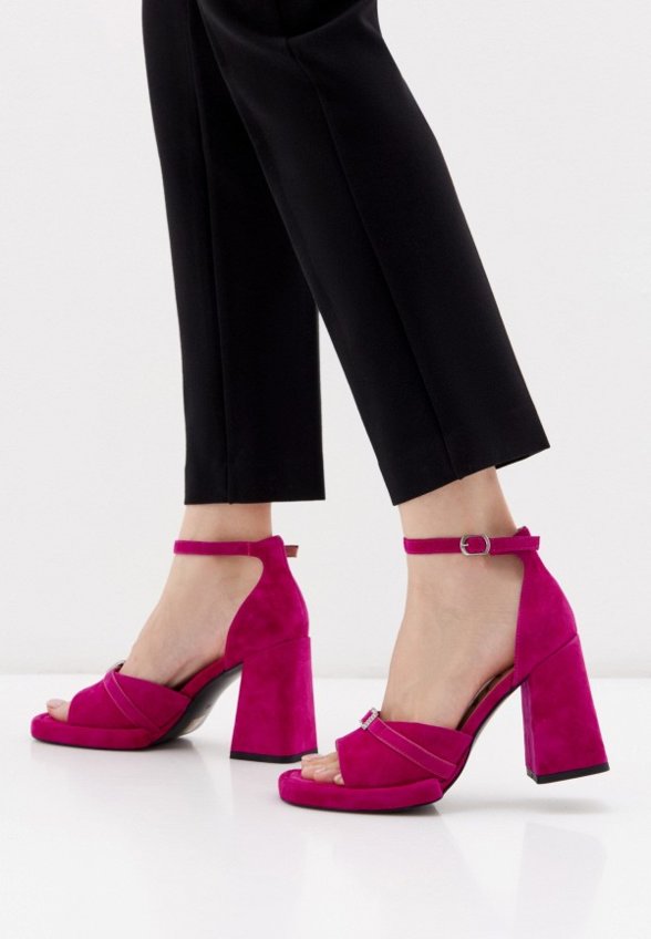 Босоножки Vasconte