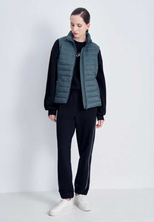 Жилет утепленный Finn Flare