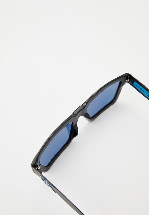 Очки солнцезащитные Calvin Klein Jeans