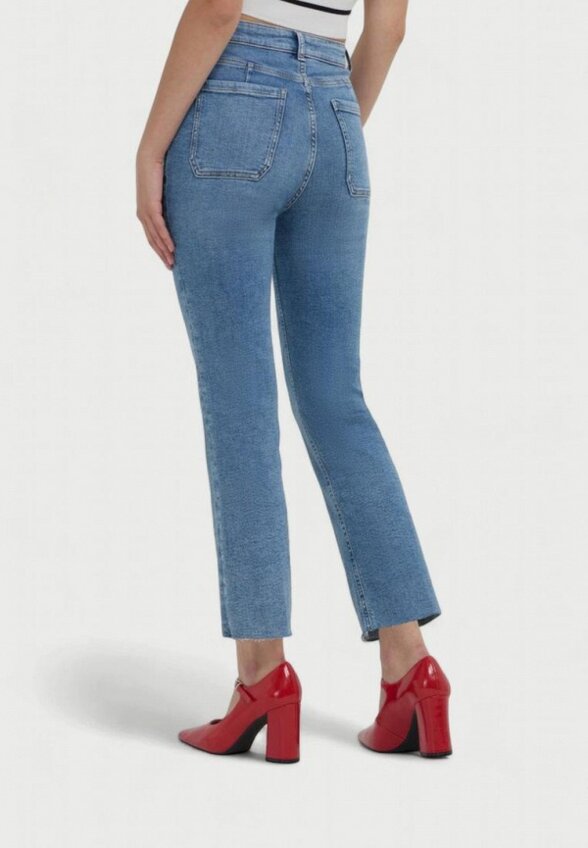 Джинсы Calliope