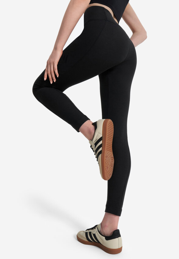 Легинсы женские adidas, Черный