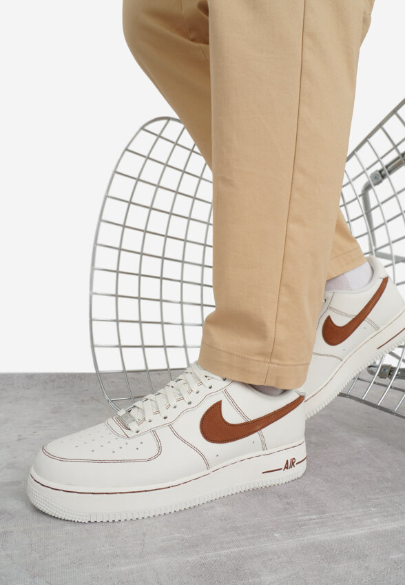 Кеды мужские Nike Air Force 1 '07 Lv8, Бежевый