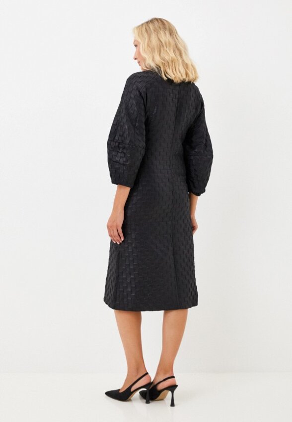 Платье MadaM T