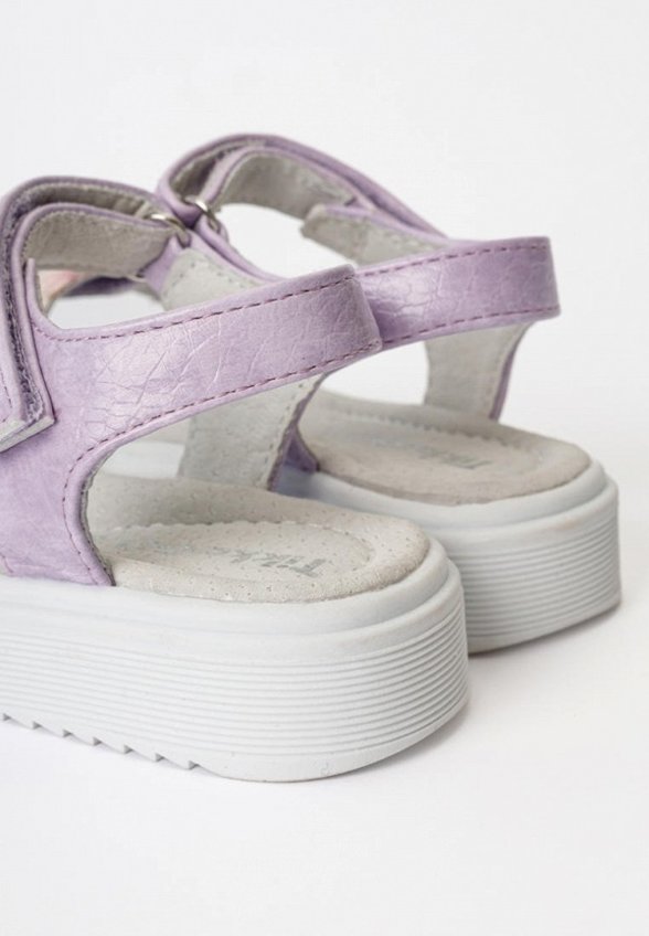 Босоножки Tikkago