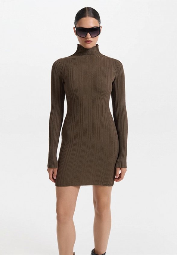 Платье Love Republic