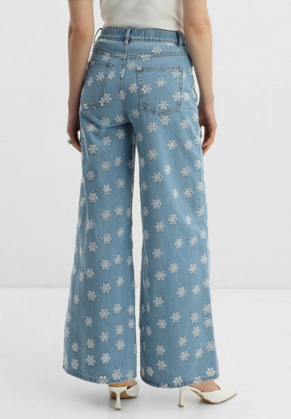 Джинсы Calin Doux