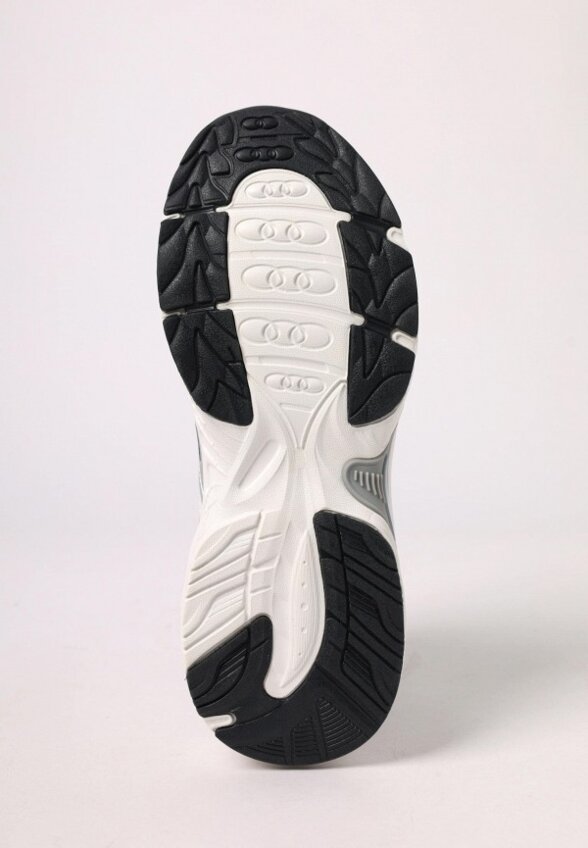 Кроссовки Baasploa