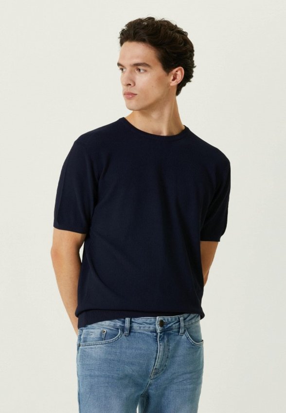 Джемпер NetWork