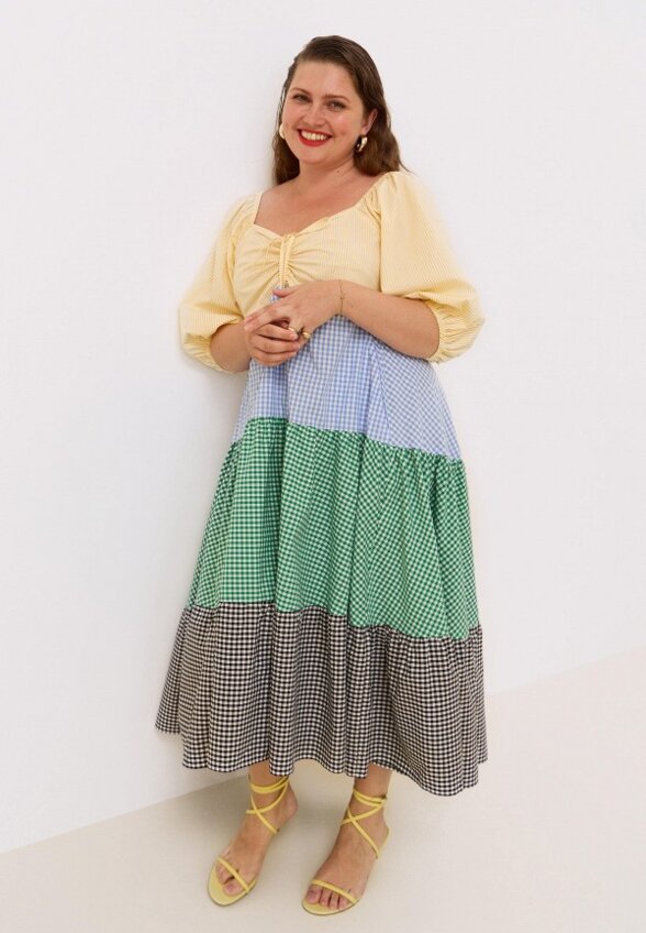 Платье Lessismore