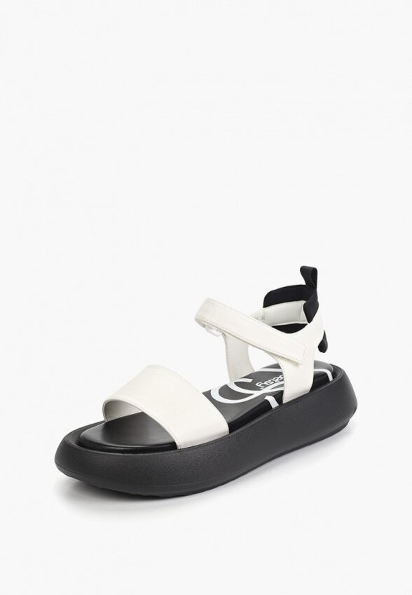 Сандалии Betsy