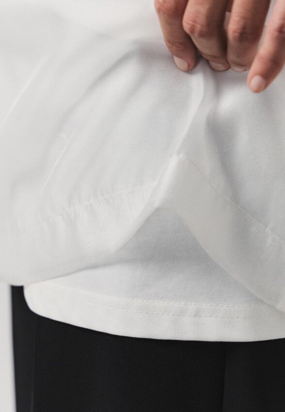 Футболка Zarina