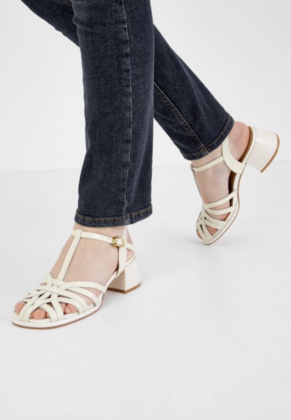 Босоножки Berkonty