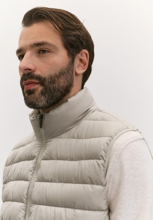 Жилет утепленный 20Line