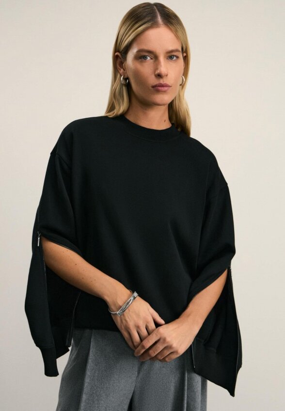 Свитшот Zarina