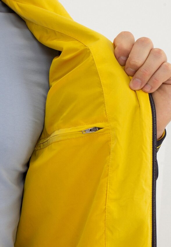 Ветровка Gino Pellini