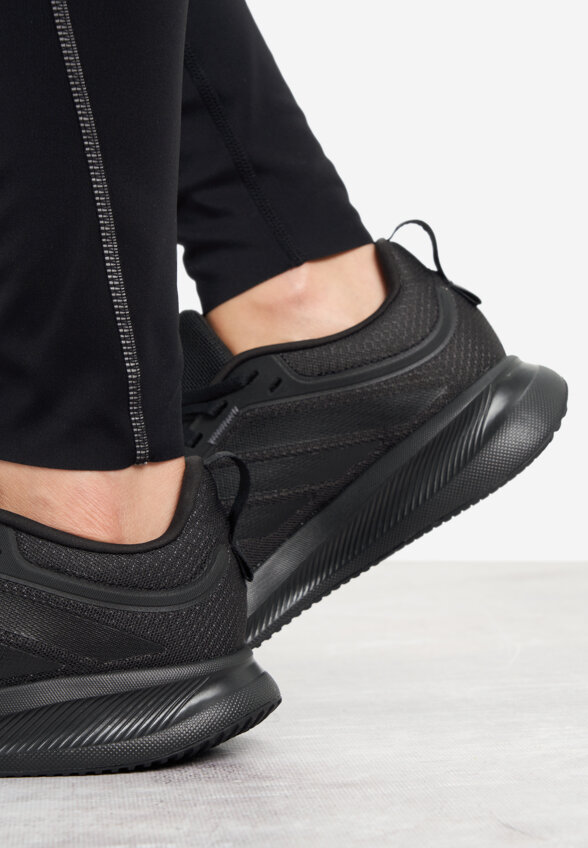 Кроссовки женские adidas Runblaze, Черный