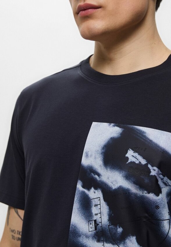 Футболка Boss