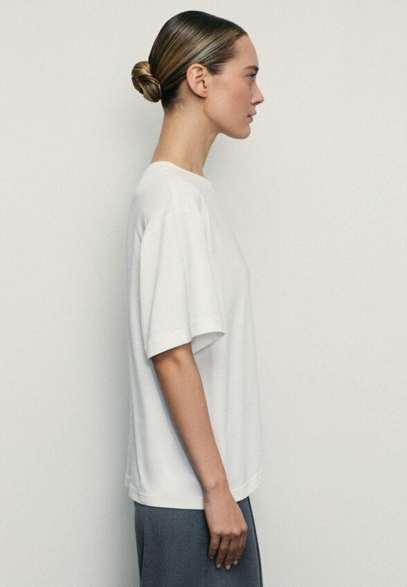 Футболка Zarina