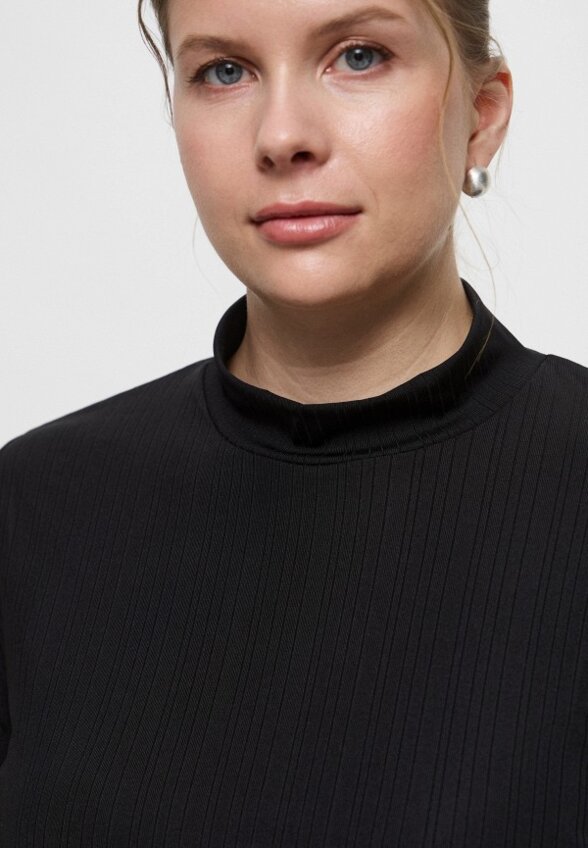 Водолазка H&M