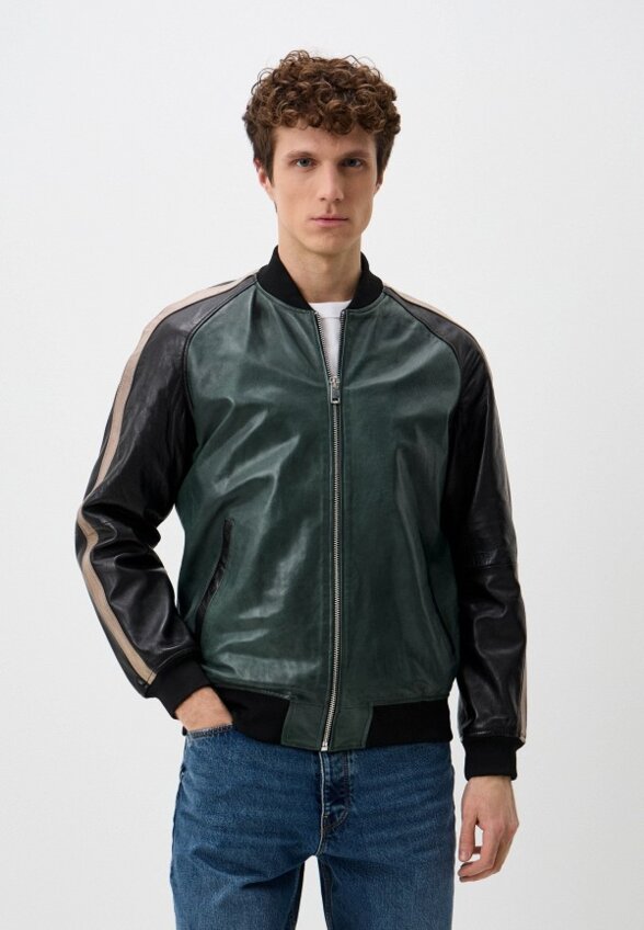 Бомбер Jorg Weber