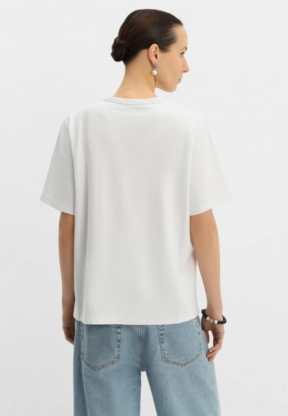 Футболка Lilly Bennet