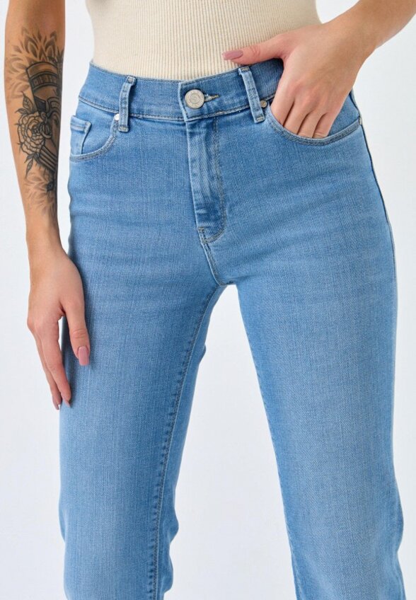 Джинсы Whitney