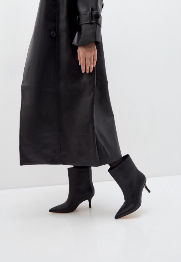 Полусапоги Vivian Royal