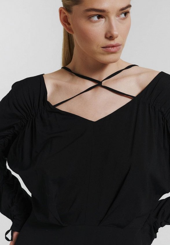 Платье Daisyknit