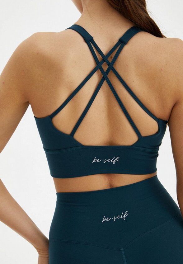 Топ спортивный Beself