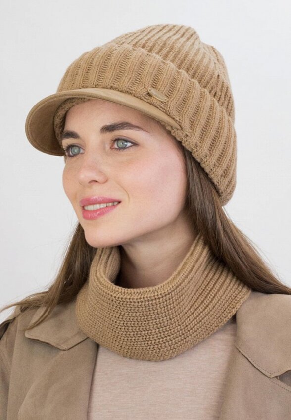 Кепка и снуд Сиринга