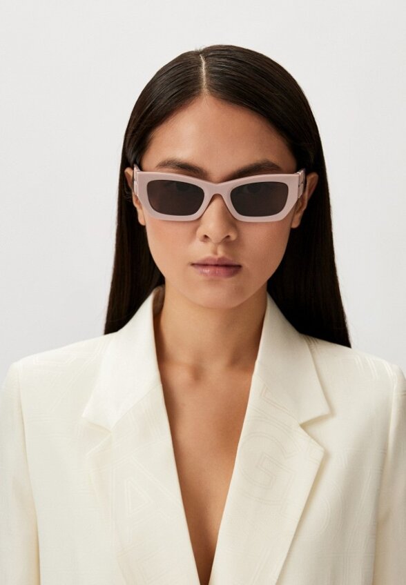 Очки солнцезащитные Miu Miu