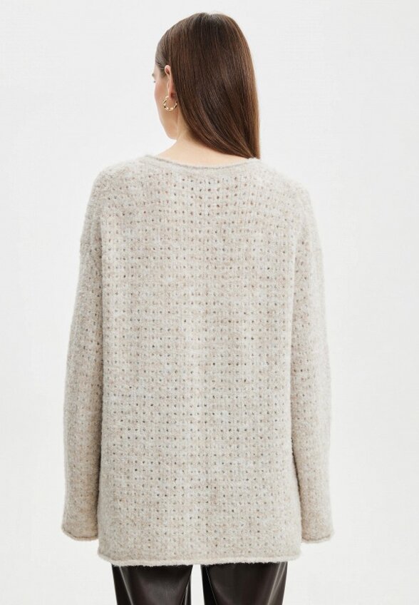 Пуловер Zarina