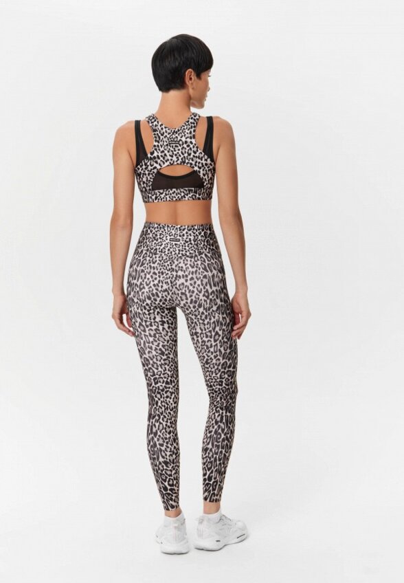 Топ спортивный Neverlate