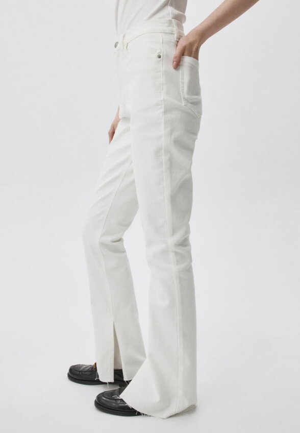 Джинсы SLIM FIT с разрезами