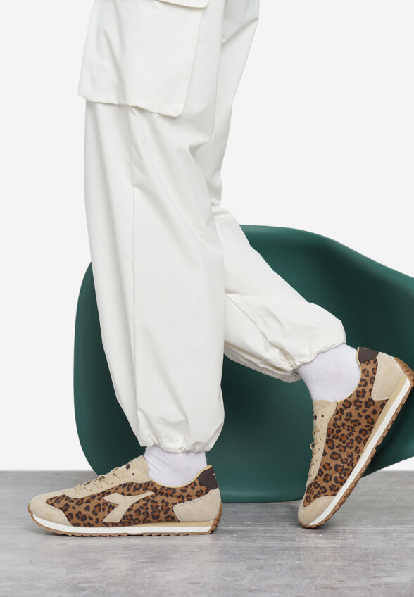 Кроссовки женские Diadora Flavia, Коричневый
