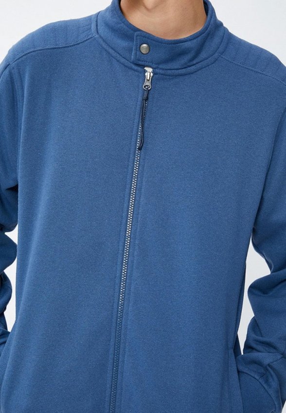 Олимпийка Koton