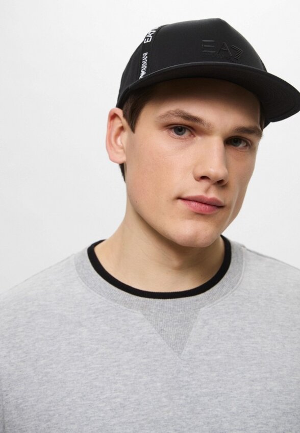Бейсболка EA7