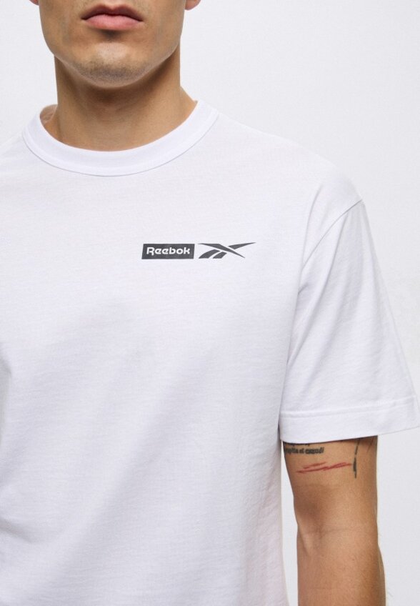 Футболка Reebok