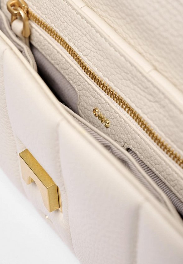 Сумка CNS Coined In Stone