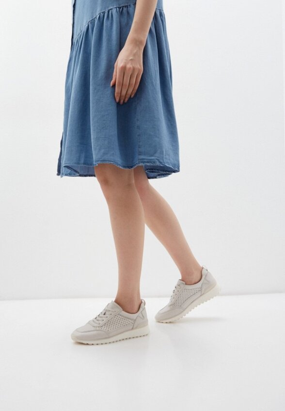 Кроссовки Caprice