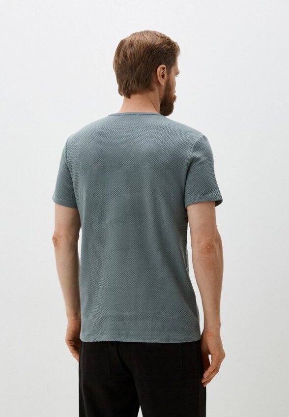 Футболка Colin's