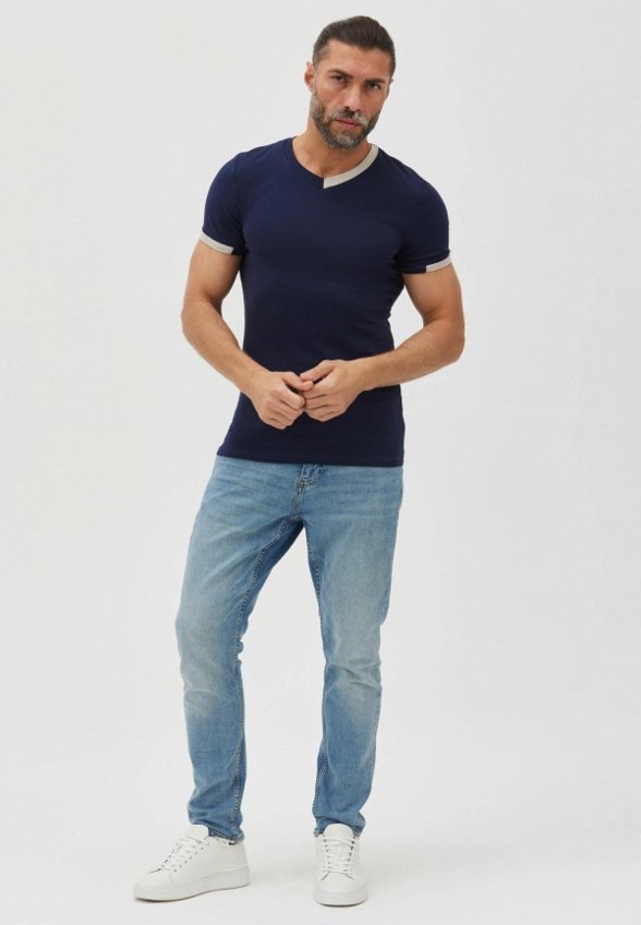 Футболка Envylab