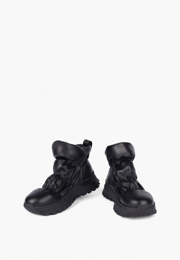 Дутики Instreet