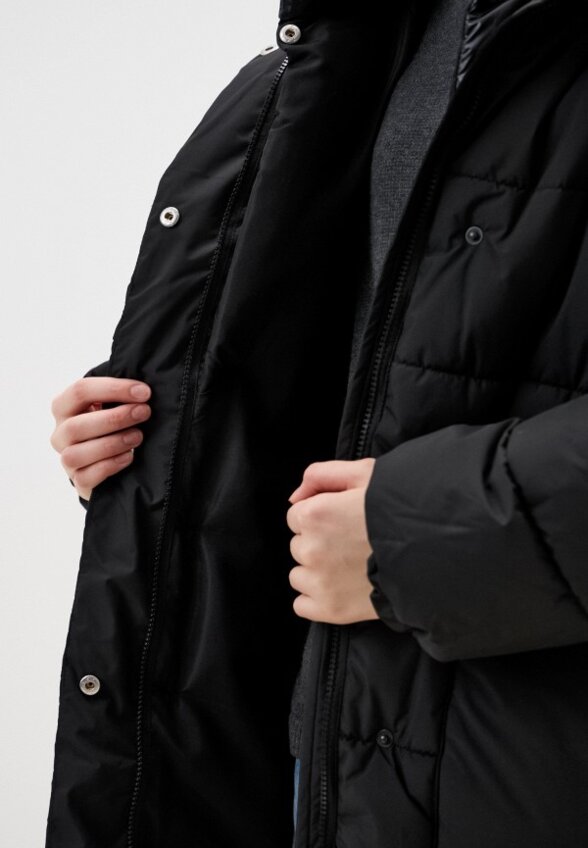 Пуховик Colin's