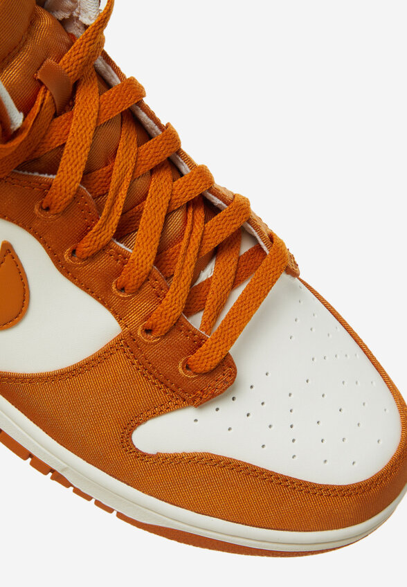 Кеды мужские Nike Dunk High Retro Se, Оранжевый
