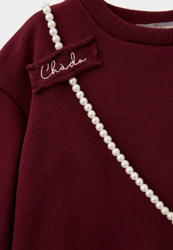 Свитшот и бусы Chado